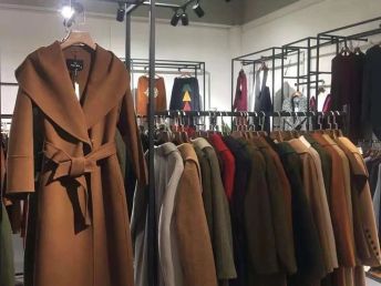 掘金外貿庫存 解析服裝、鞋帽、箱包尾貨批發(fā)生意經